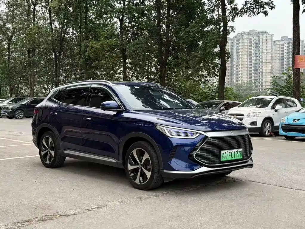 BYD PLUS New Energy — миниатюра 2