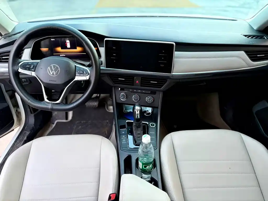 Volkswagen Bora — миниатюра 4