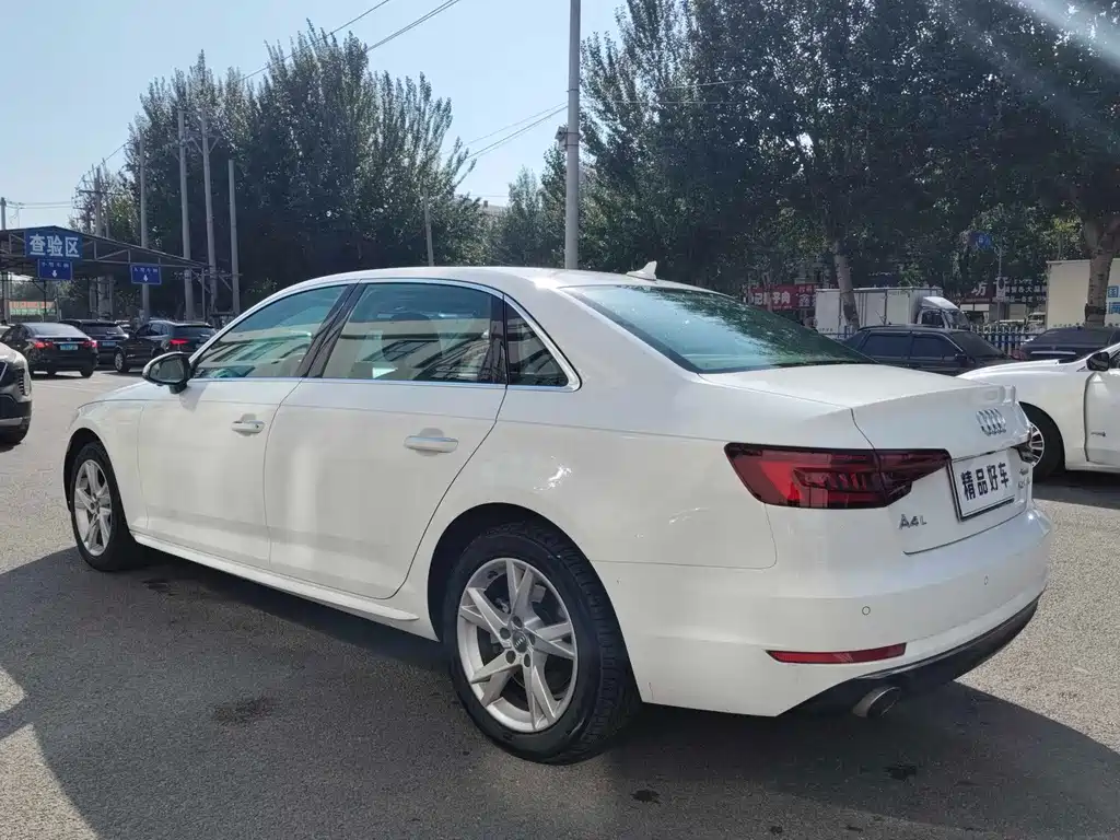 Audi A4L — миниатюра 4