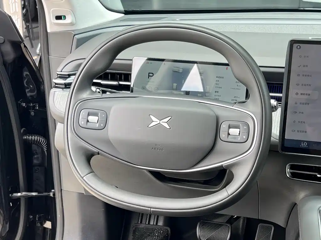 XPeng G6 — миниатюра 5