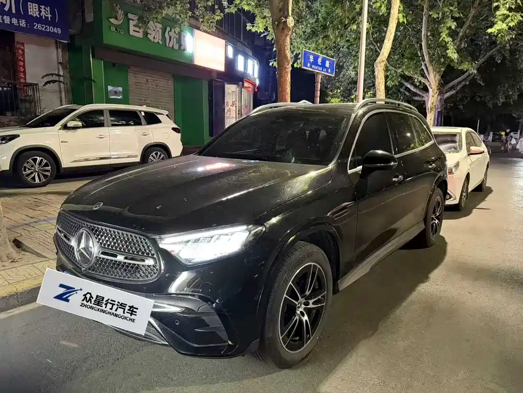 Mercedes-Benz GLC 2025