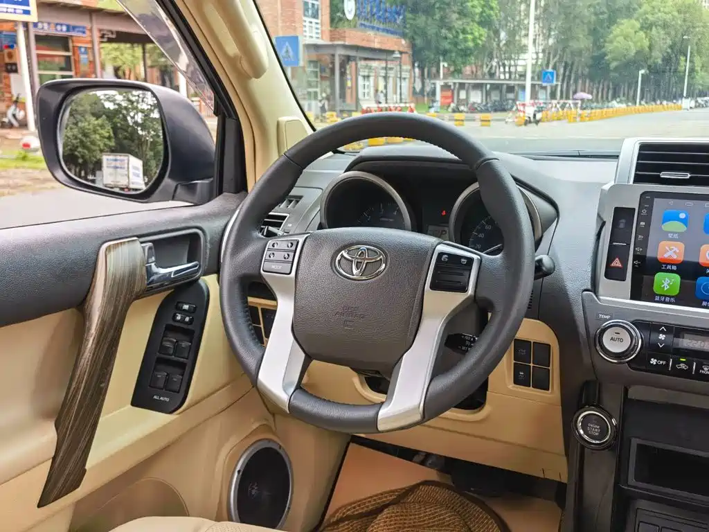 Toyota Prado (Import) — миниатюра 13