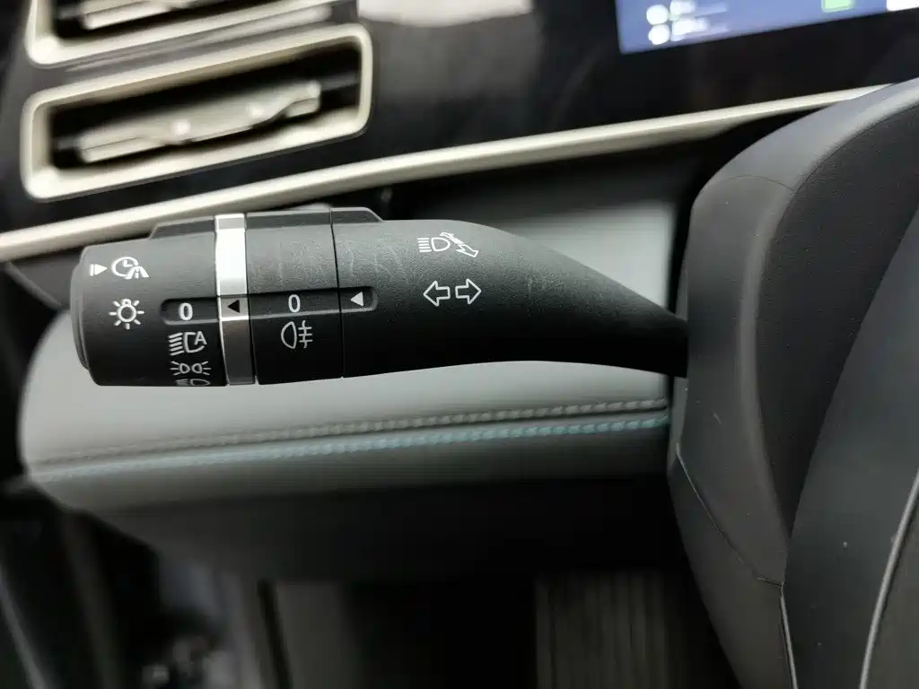 BYD Qin L — миниатюра 21
