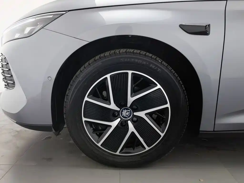 BYD Qin L — миниатюра 17