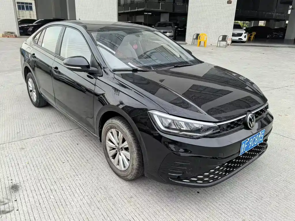 Volkswagen Lavida - фото 3