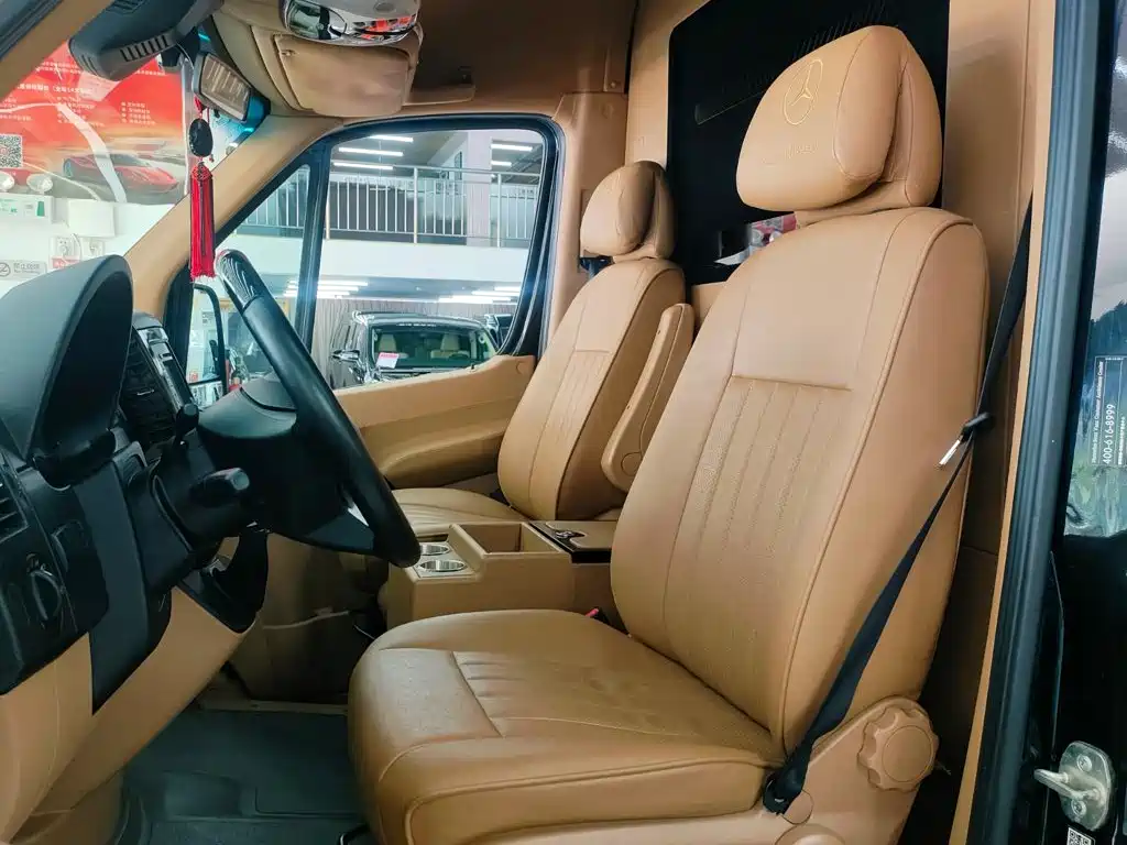 Mercedes-Benz Sprinter — миниатюра 6