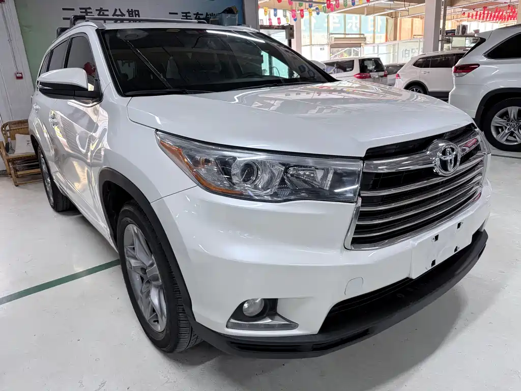 Toyota Highlander — миниатюра 3