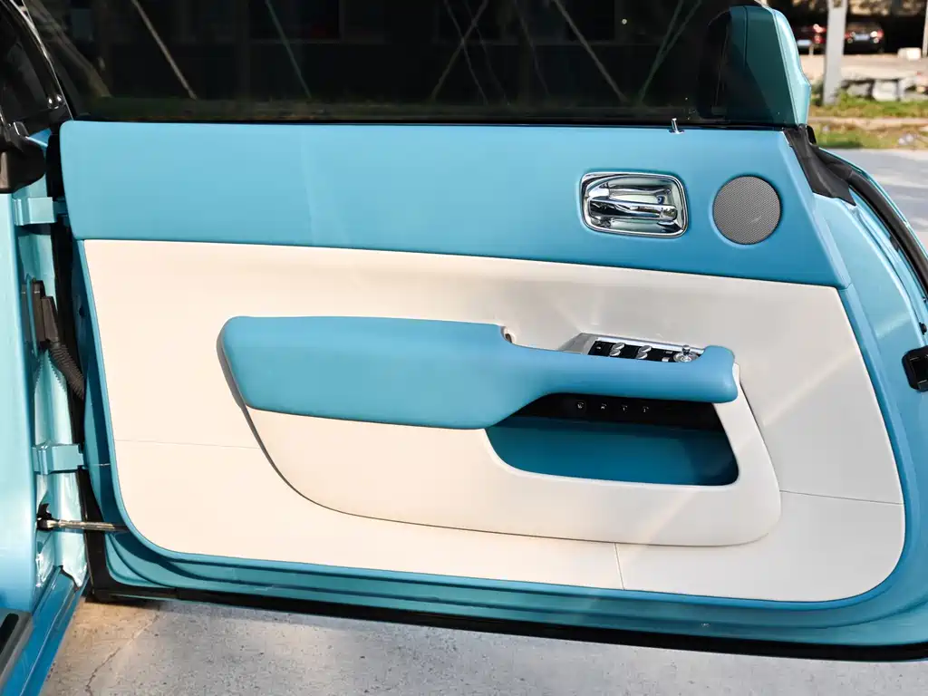 Rolls-Royce Wraith — миниатюра 15