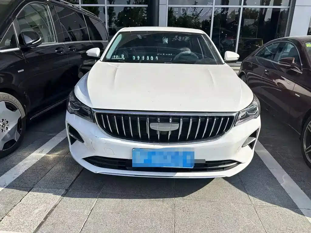 Geely Emgrand — миниатюра 2