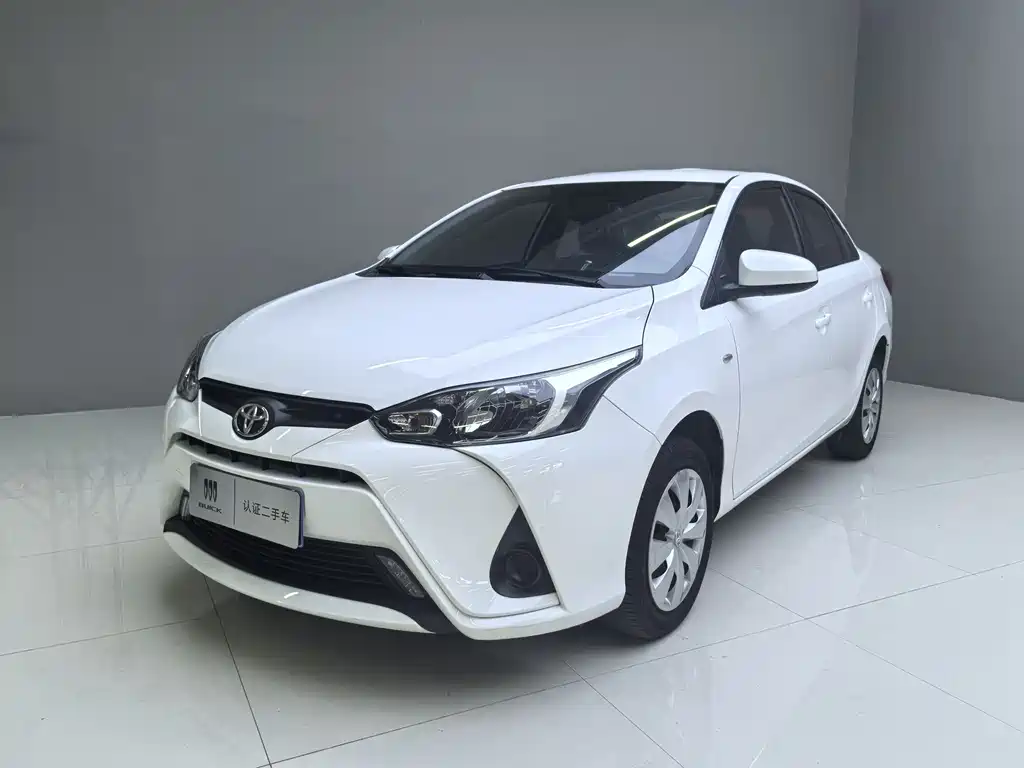 Toyota Yaris L 2019