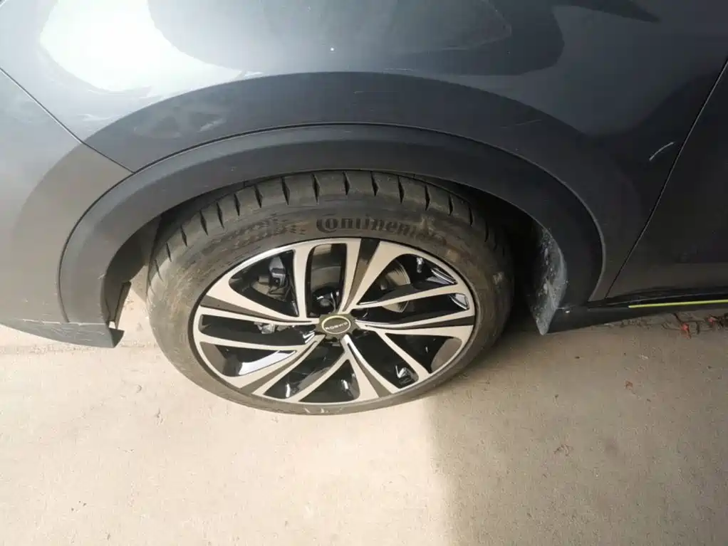 Roewe RX5 — миниатюра 23
