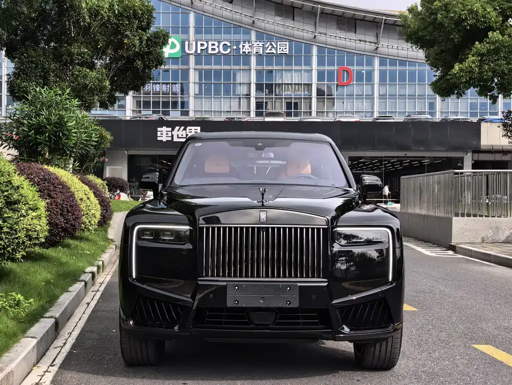 Rolls-Royce Cullinan 2025 Black Badge