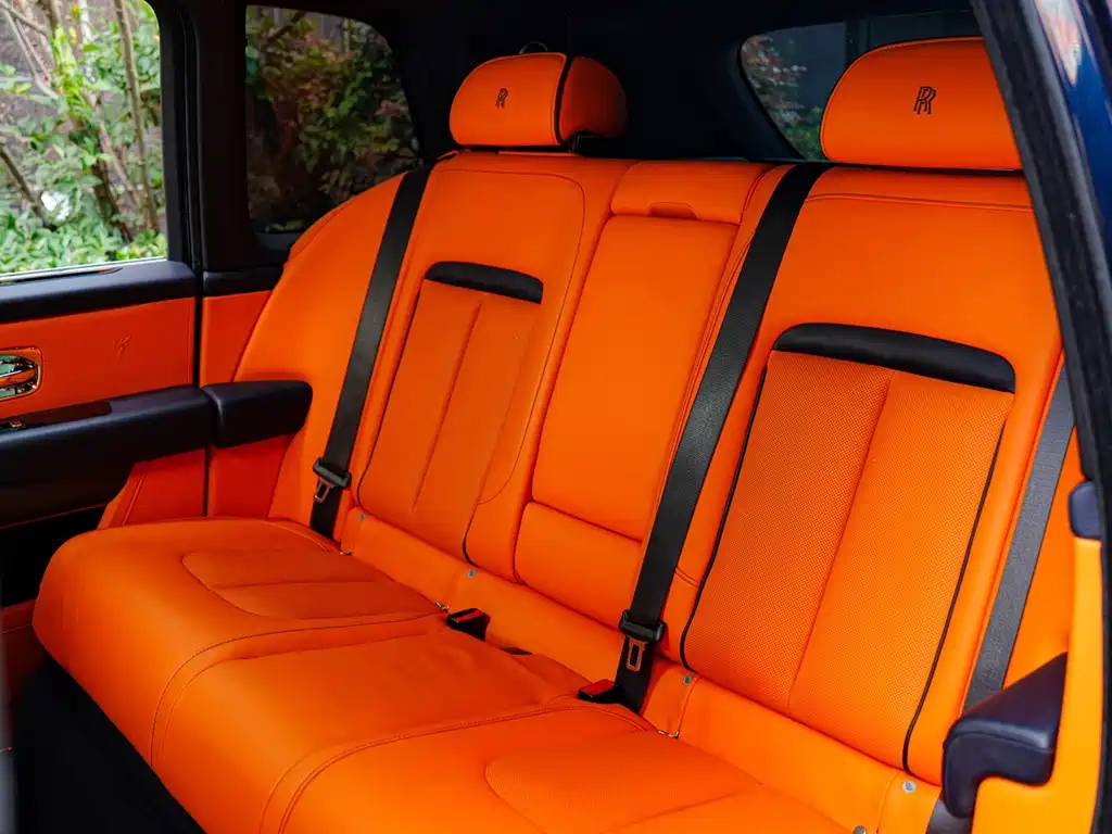 Rolls-Royce Cullinan — миниатюра 22