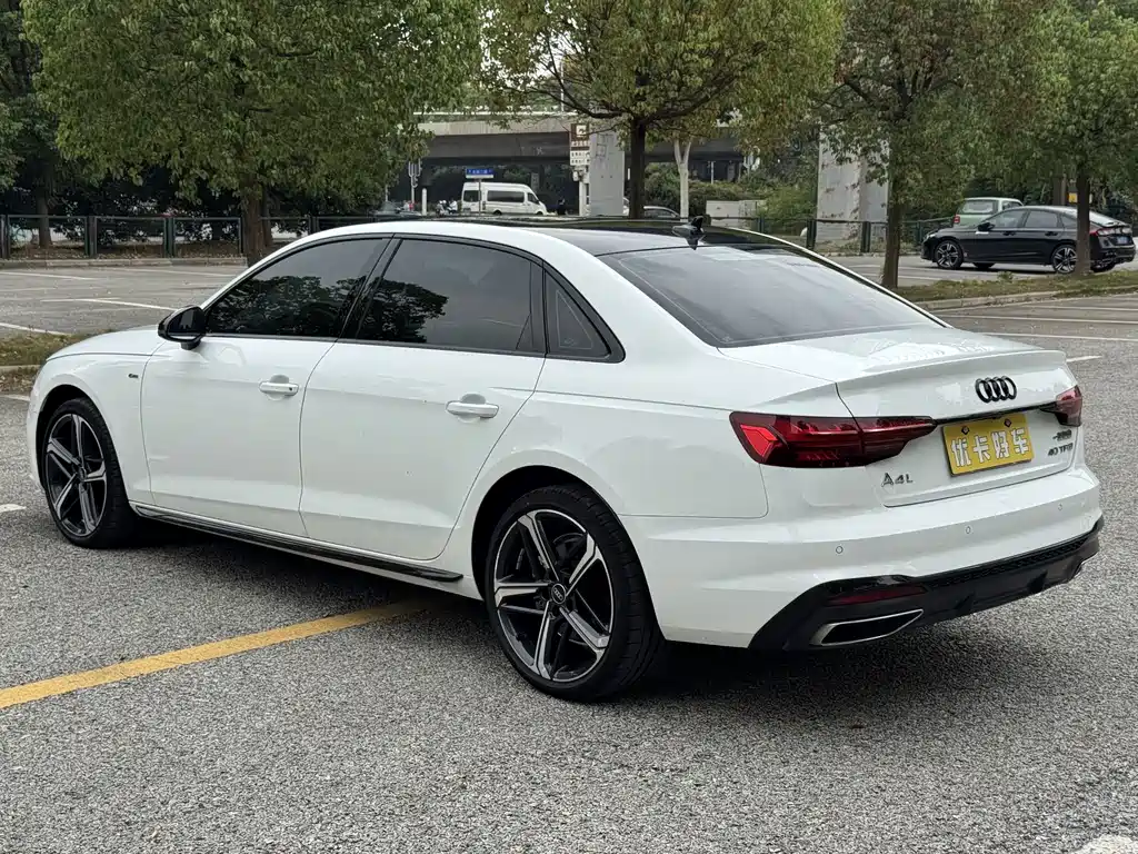 Audi A4L — миниатюра 14