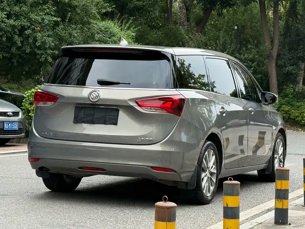 Buick GL6 — миниатюра 7