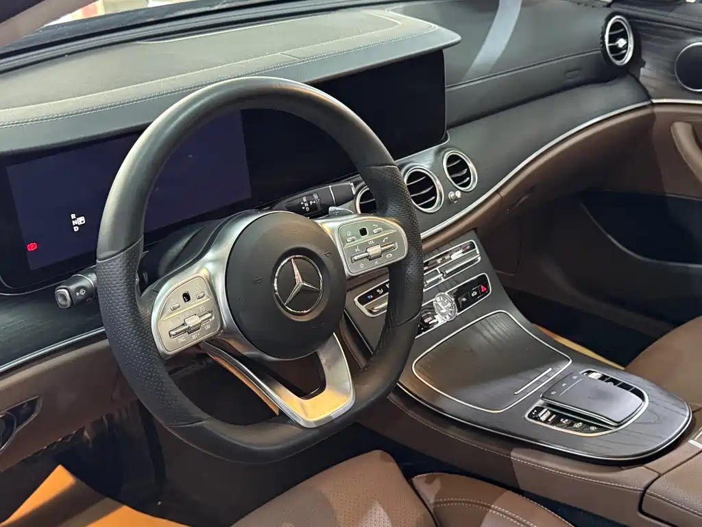 Mercedes-Benz E-Class E 2020 E 260 L Sport