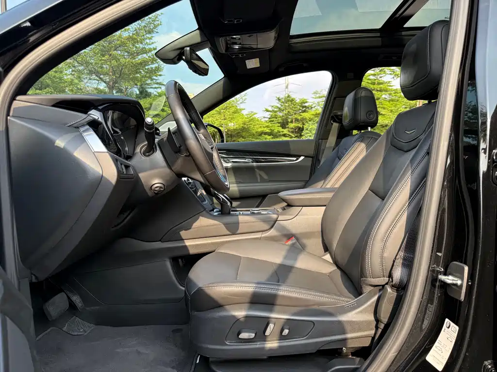 Cadillac XT6 — миниатюра 9