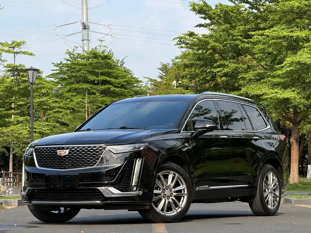 Cadillac XT6