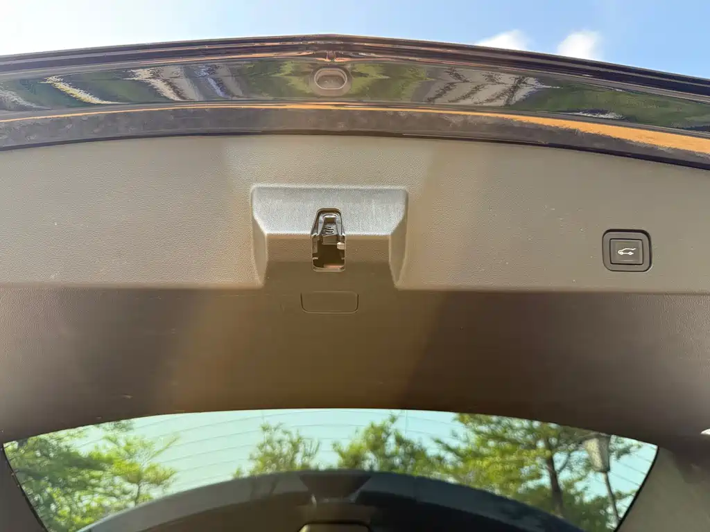 Cadillac XT6 — миниатюра 25