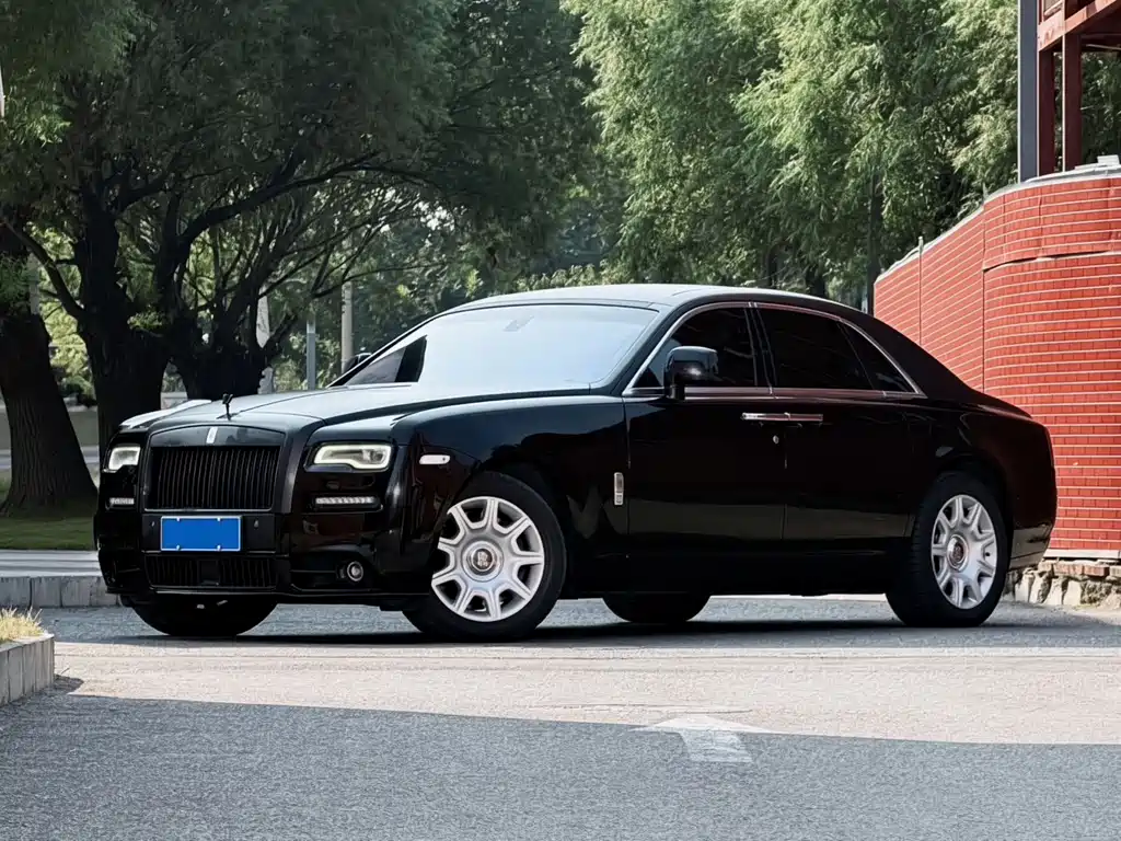 Rolls-Royce Ghost — миниатюра 3