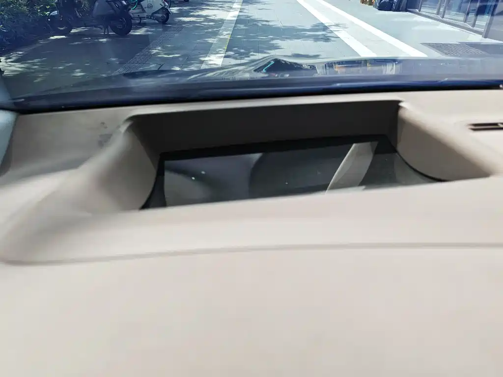 Mercedes-Benz EQS SUV 2023 450 4MATIC Luxury