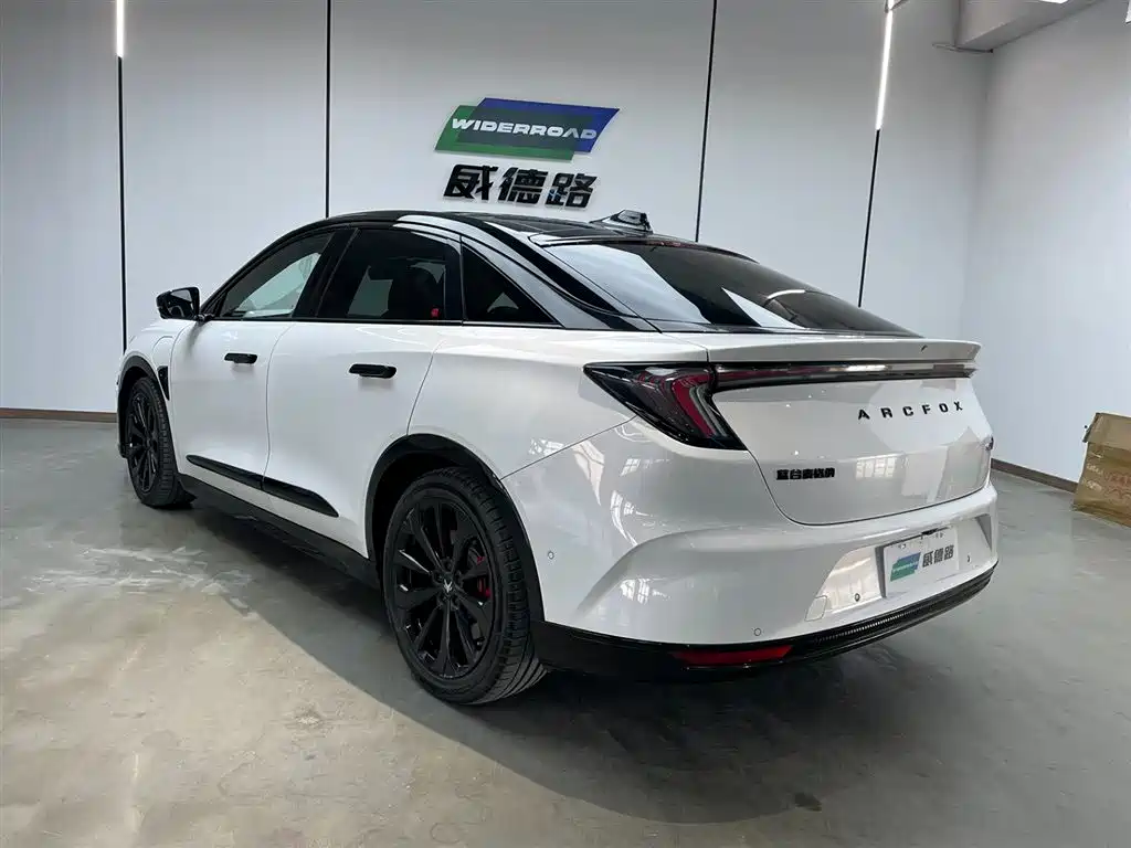 ARCFOX EXTREME FOX POLAR FOX ALPHA S