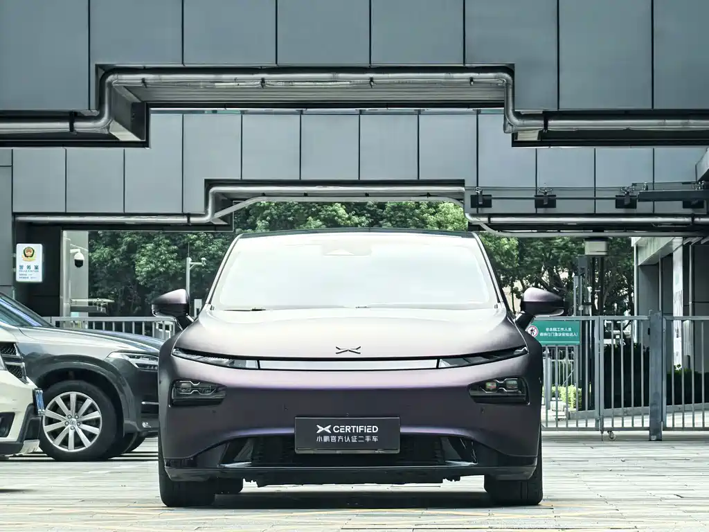 XPeng P7 — миниатюра 2