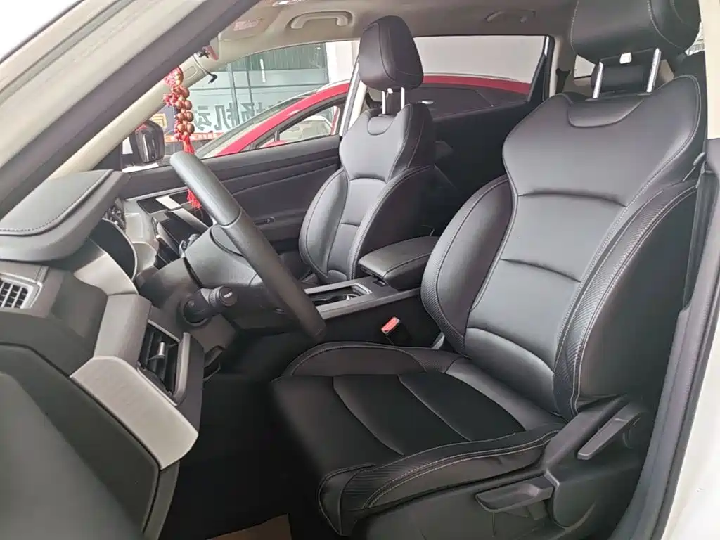Geely Boyue — миниатюра 15