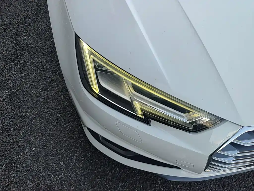 Audi A4L — миниатюра 11