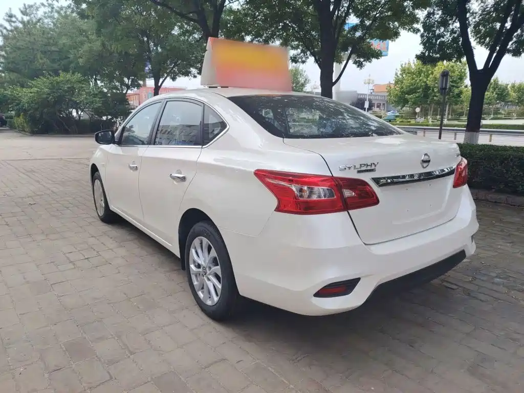 Nissan Sylphy — миниатюра 7