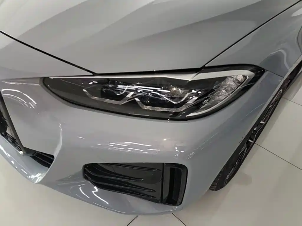 BMW i4 — миниатюра 24