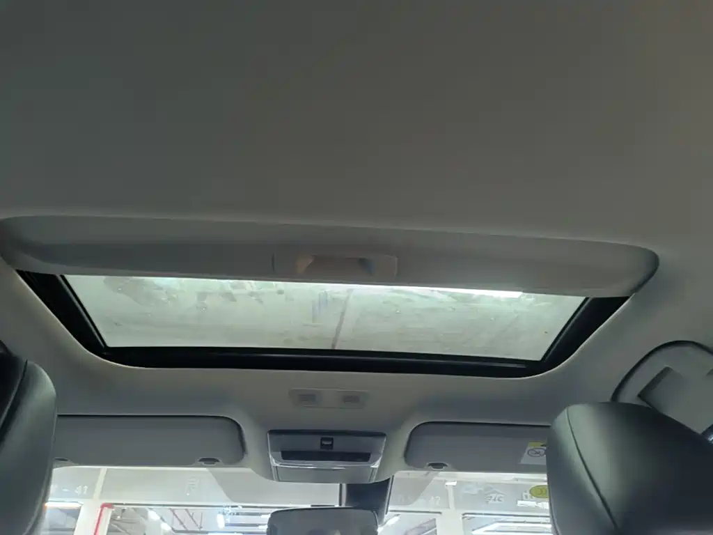 Nissan Sylphy — миниатюра 18