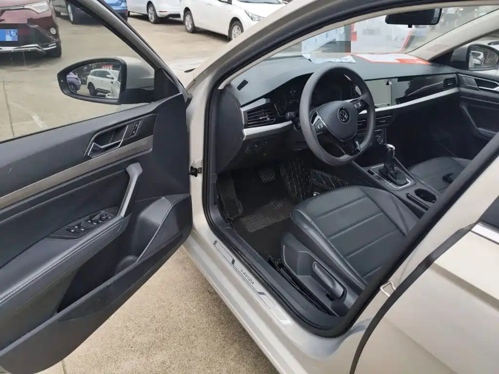 Volkswagen Lavida — миниатюра 14