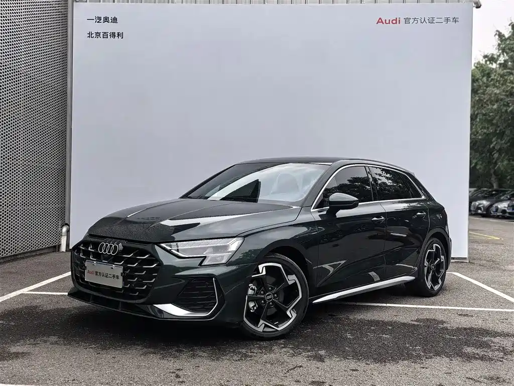 Audi A3 2026 Sportback 35TFSI Premium