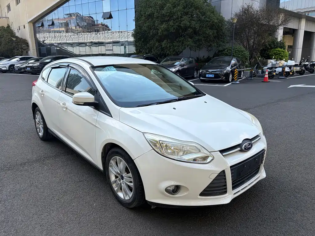 Ford Focus — миниатюра 3