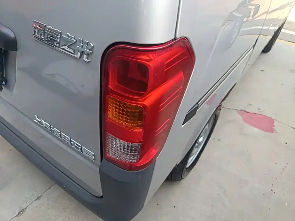 Wuling Zhiguang — миниатюра 8