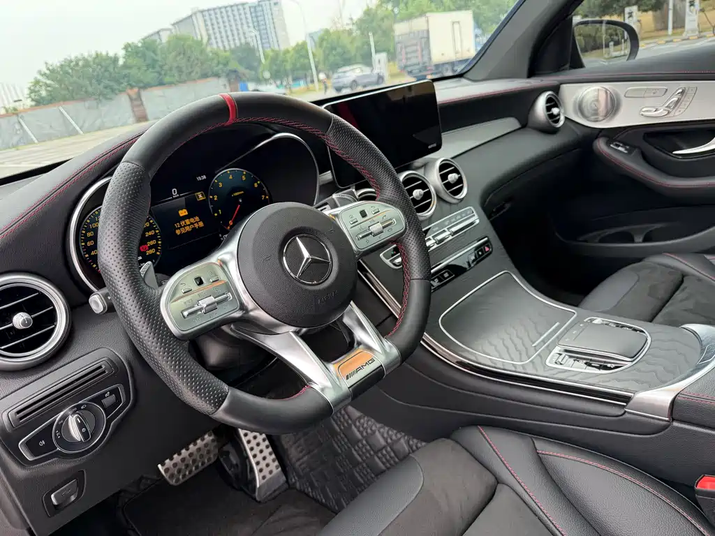 Mercedes-Benz GLC AMG — миниатюра 6