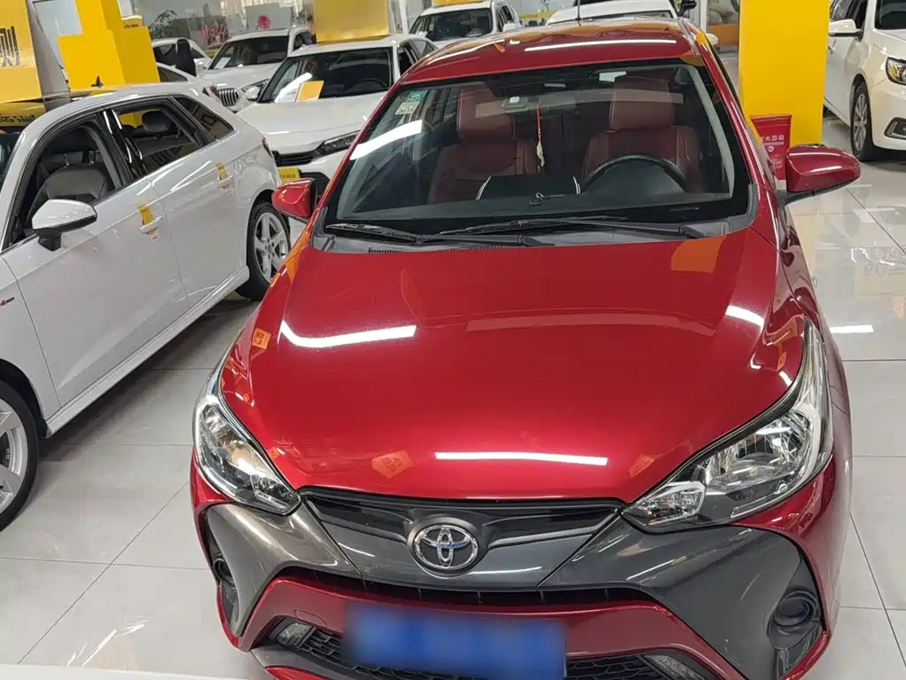Toyota Yaris L — миниатюра 3