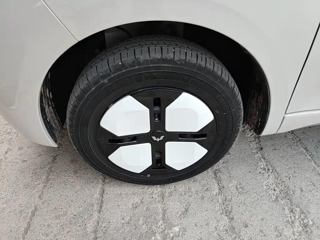 Wuling MINIEV — миниатюра 23