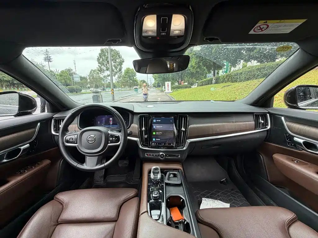 Volvo S90 — миниатюра 13