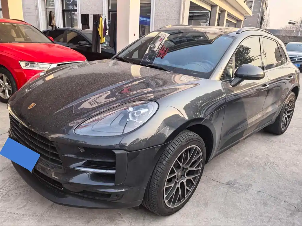 Porsche Macan 2021