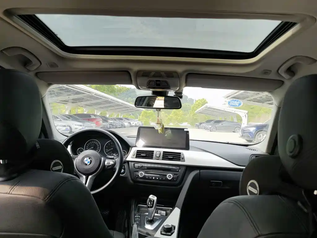 BMW 3 Series — миниатюра 19