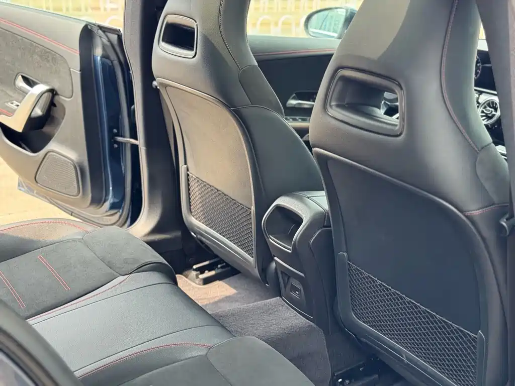 Mercedes-Benz CLA (Import) — миниатюра 12