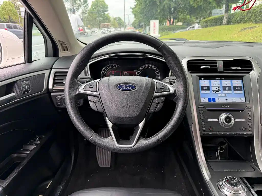 Ford Mondeo — миниатюра 14