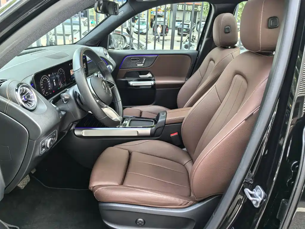 Mercedes-Benz GLB — миниатюра 4