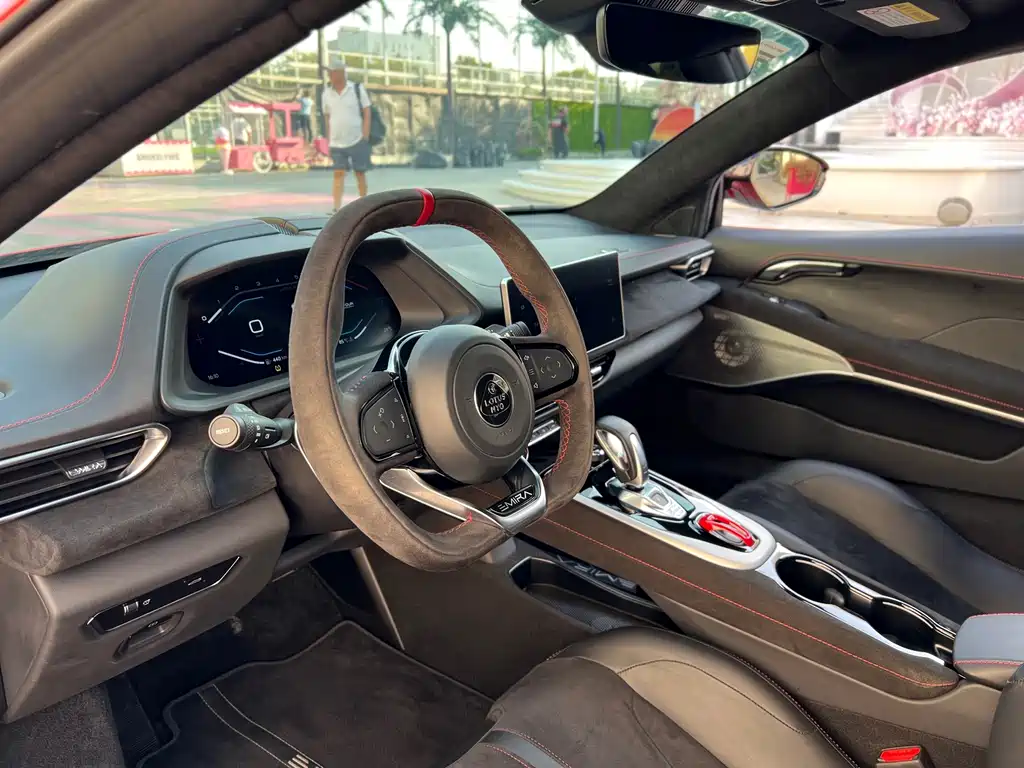 Lotus Emira — миниатюра 10