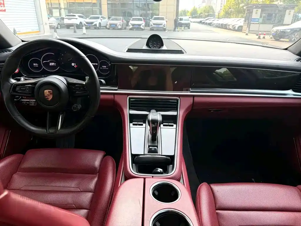 Porsche Panamera — миниатюра 5