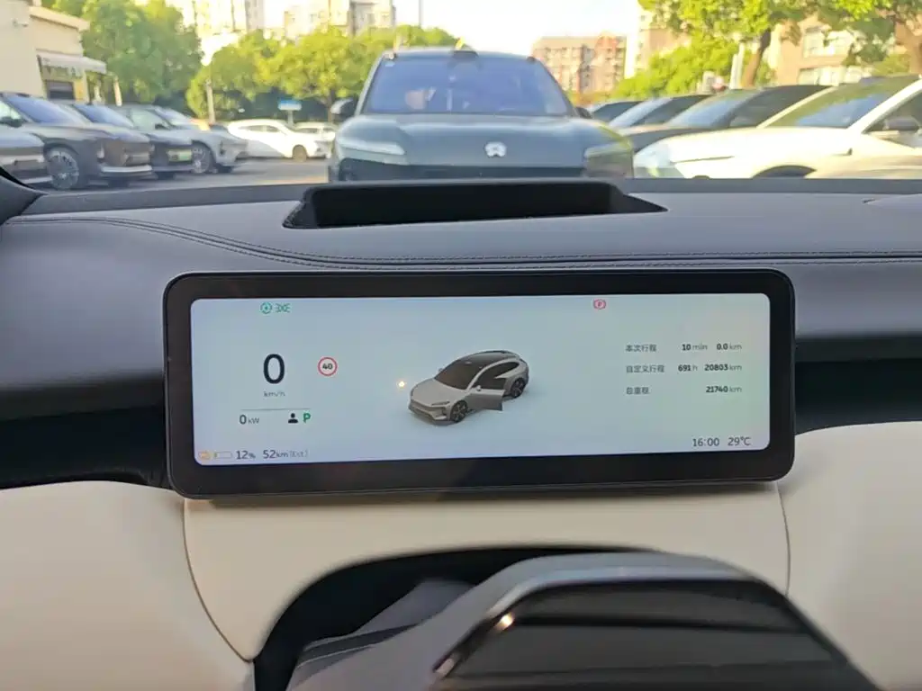 NIO ET5T — миниатюра 12