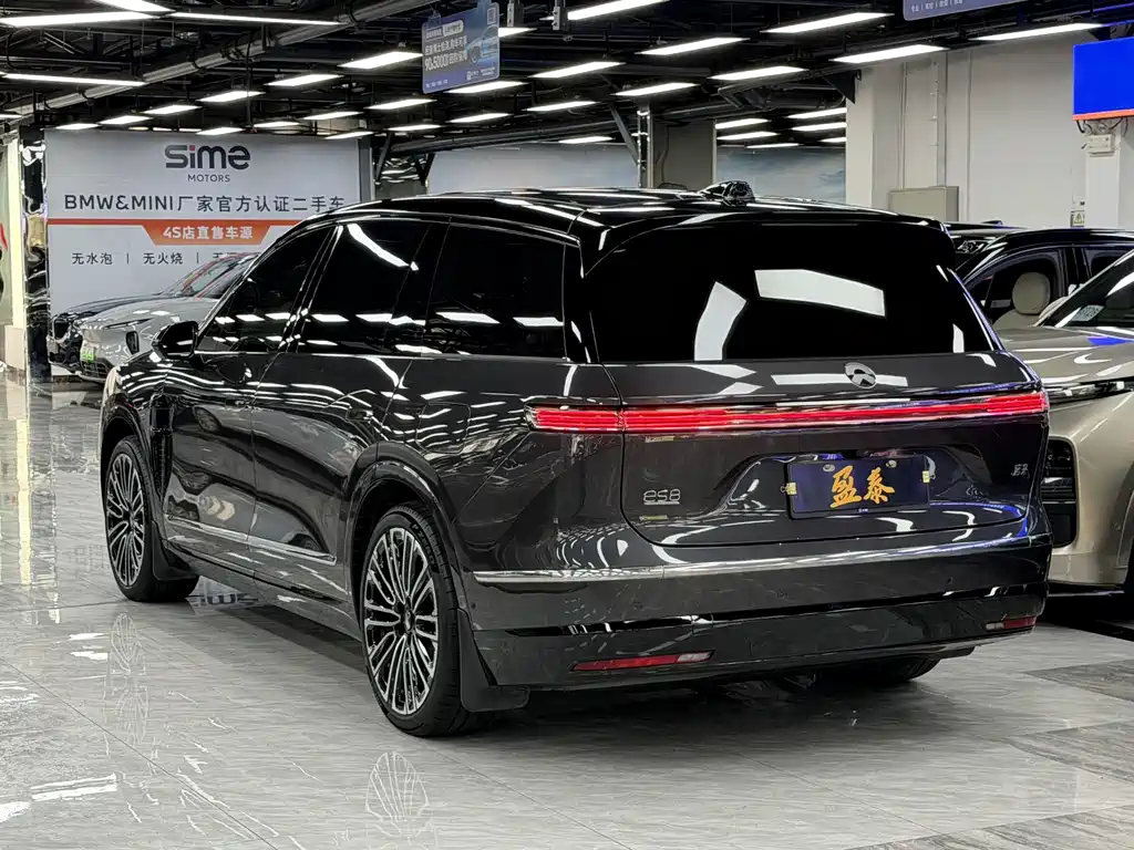 NIO ES8 2026 мест Executive