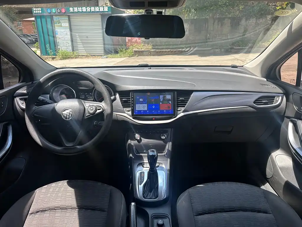 Buick Verano — миниатюра 6